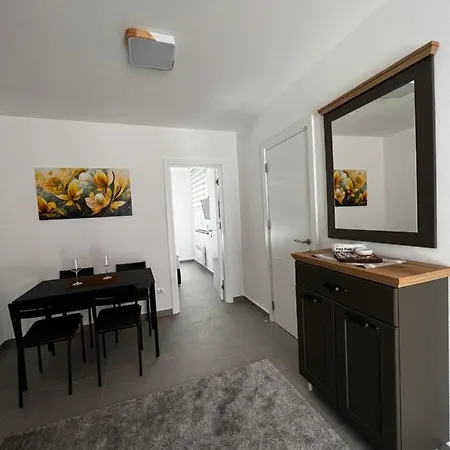 Ortak Apartment *