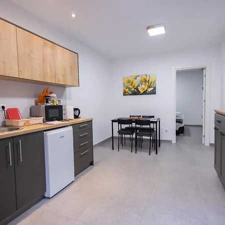 Ortak Apartment *